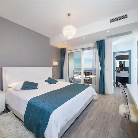 Geminus 1 Luxury In Makarska, Private Pool