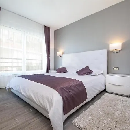 Geminus 1 Luxury In Makarska, Private Pool *